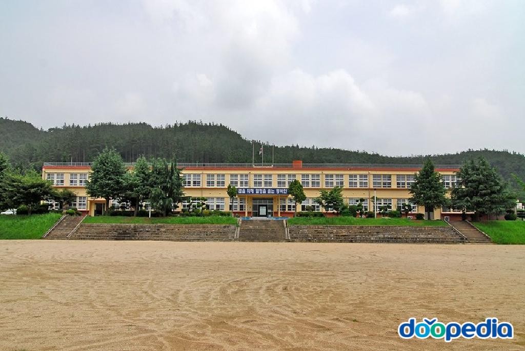 화순동복중학교