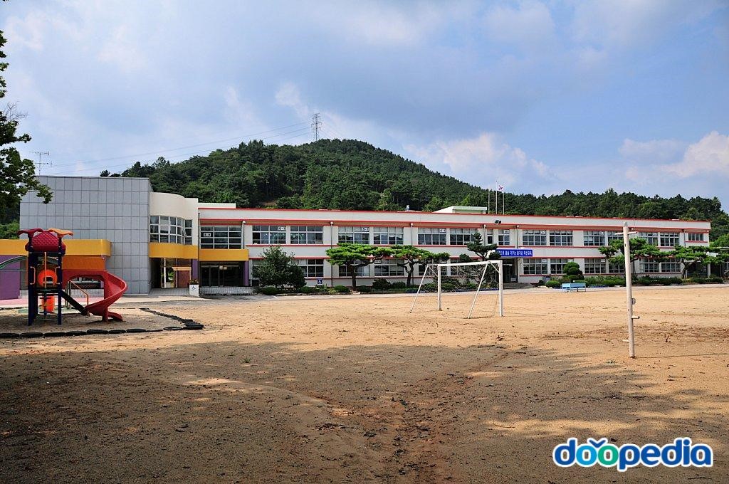 마산초등학교