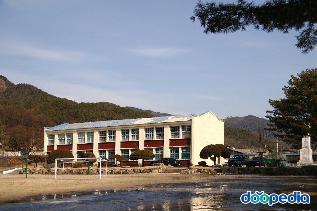 시동리 - 시동리 매산초등학교
