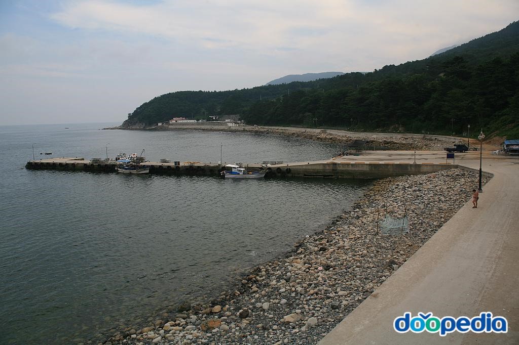 망치몽돌해수욕장