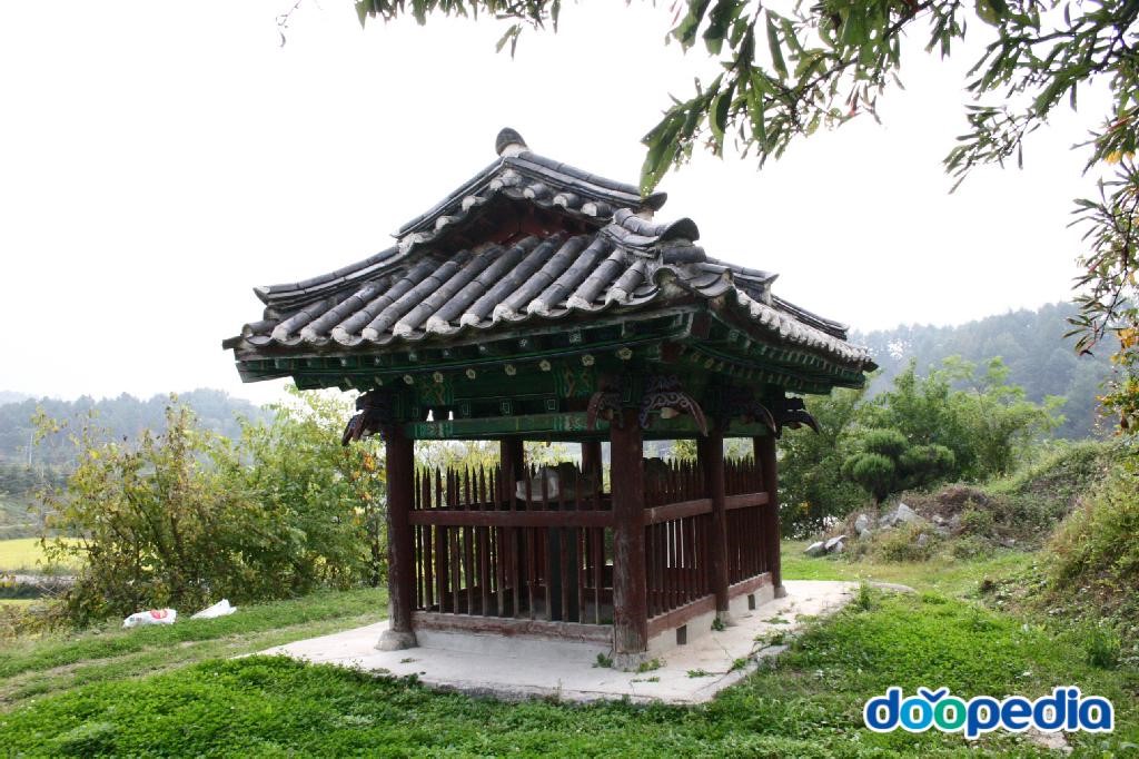 경주김씨 효자각