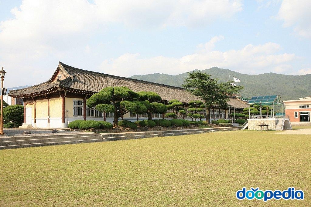 구례 구 방광국민학교 교사