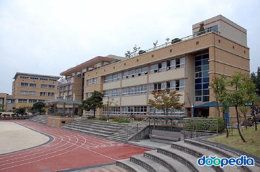대전비래초등학교