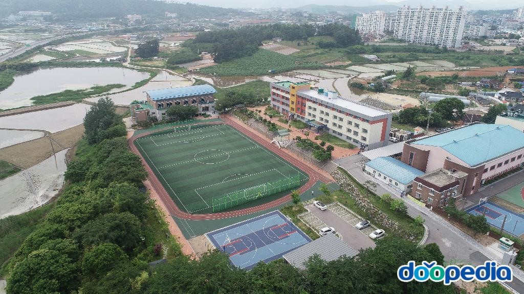 영광중학교