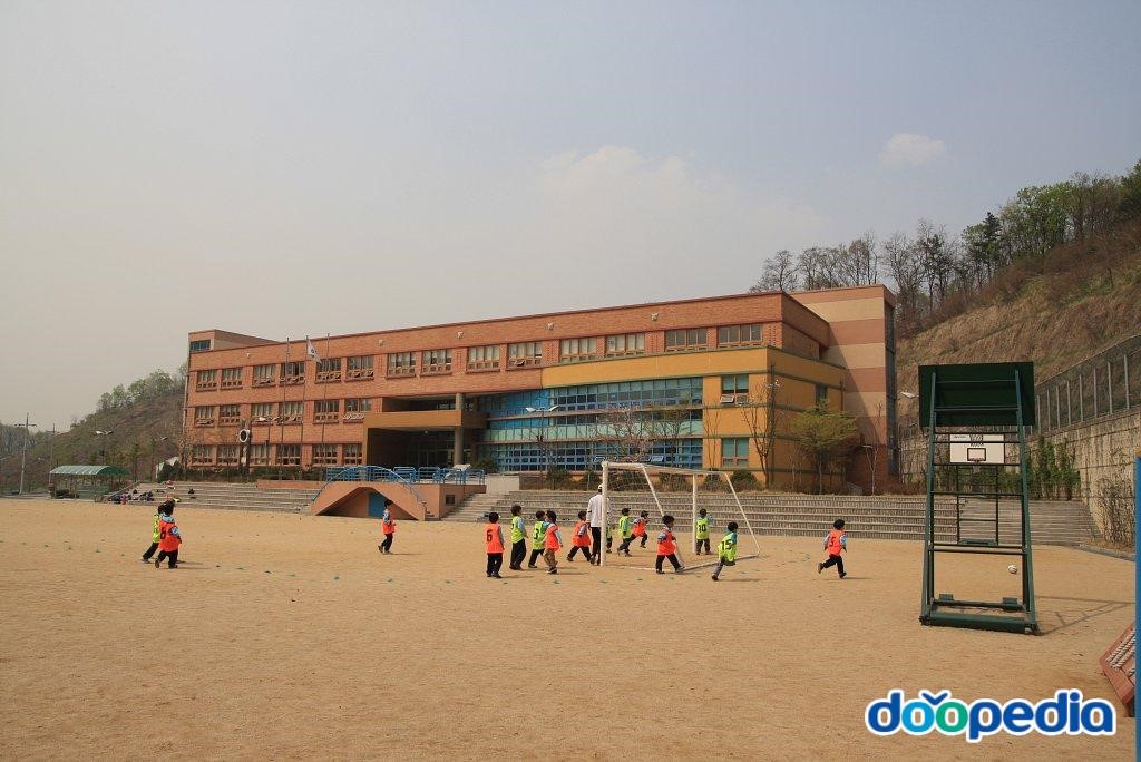 지곡초등학교 - 지곡초등학교 전경