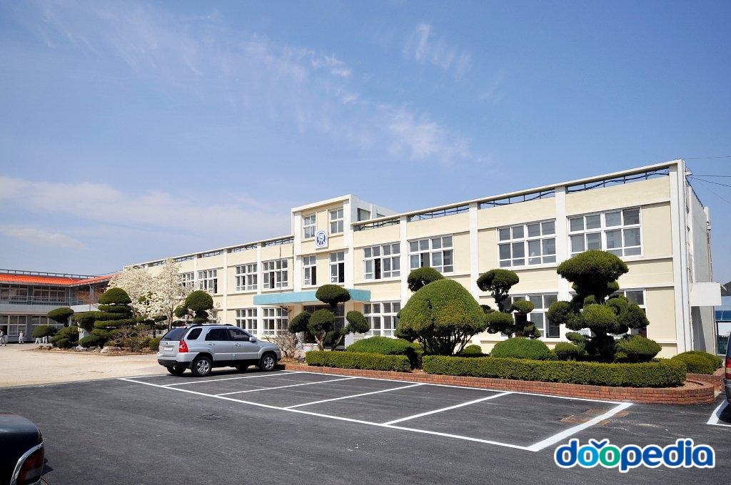 궁기리 - 궁기리 도개중학교