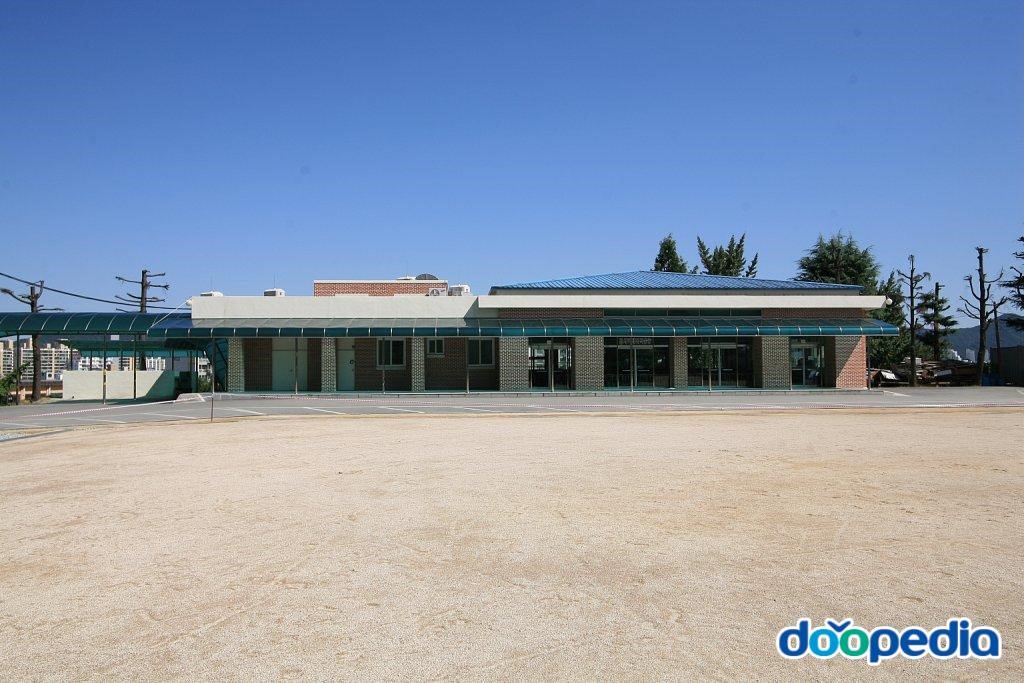 광주경신여자고등학교 - 광주경신여자고등학교 급식소