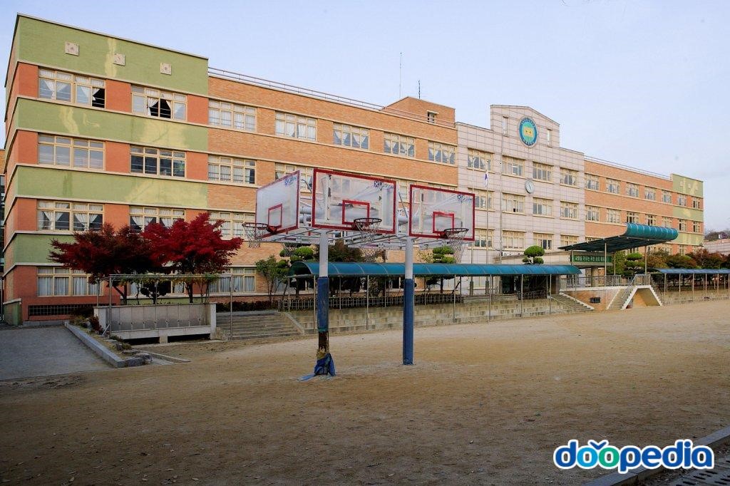 논곡중학교