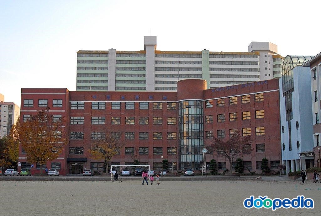 어등초등학교