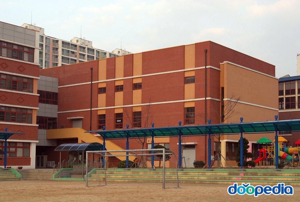 봉산초등학교 - 봉산초등학교 별관