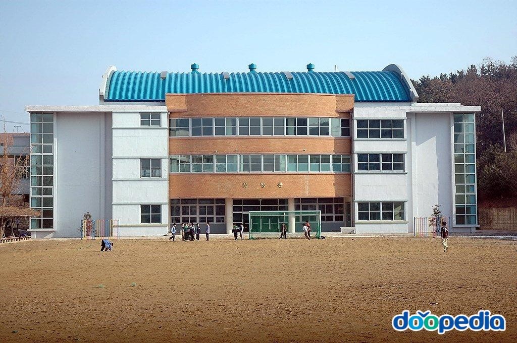 봉정초등학교