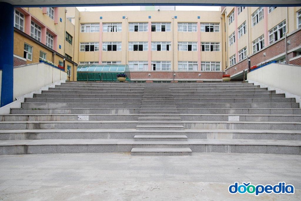 학돌초등학교