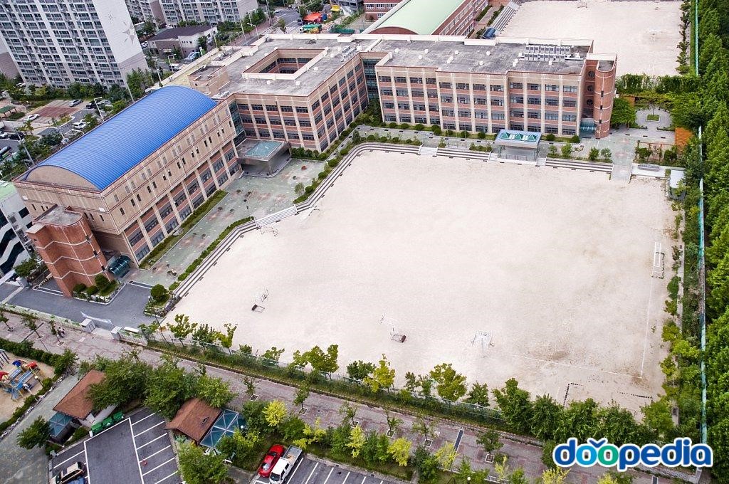 금명중학교
