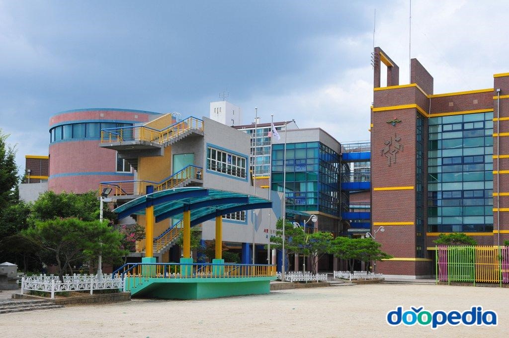 전주용흥초등학교