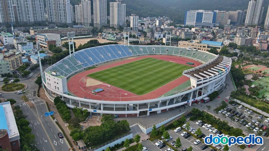 서대신동 - 구덕운동장