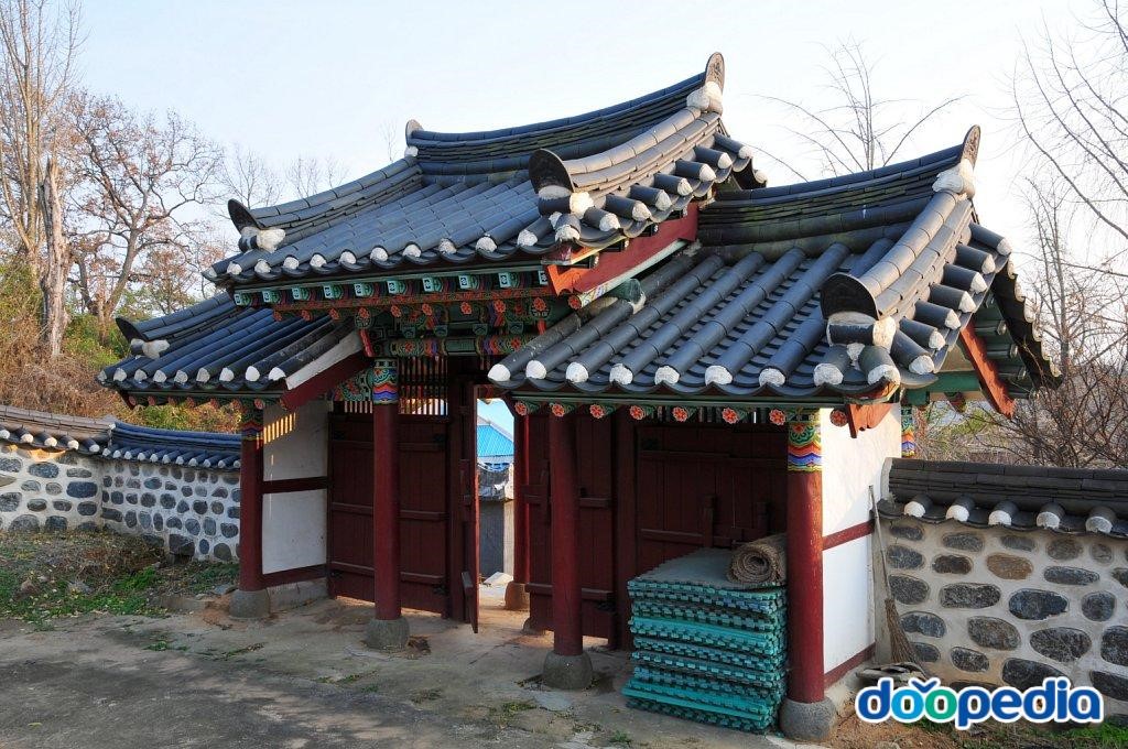 부여 왕의영당