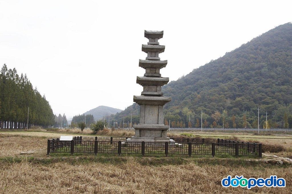 담양 남산리 오층석탑