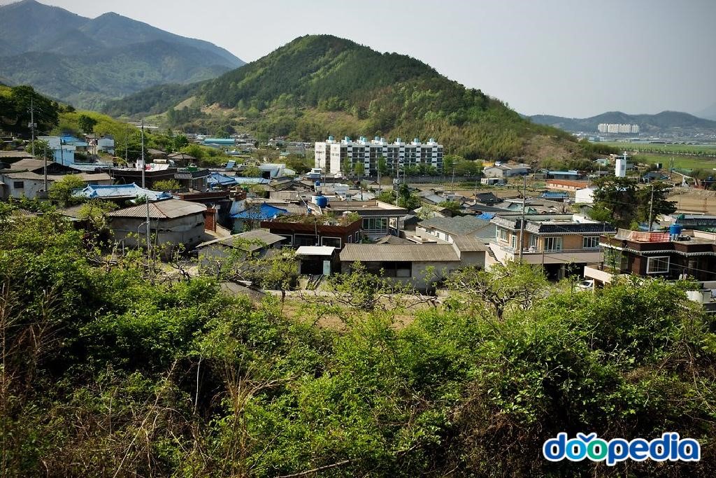 팔봉산
