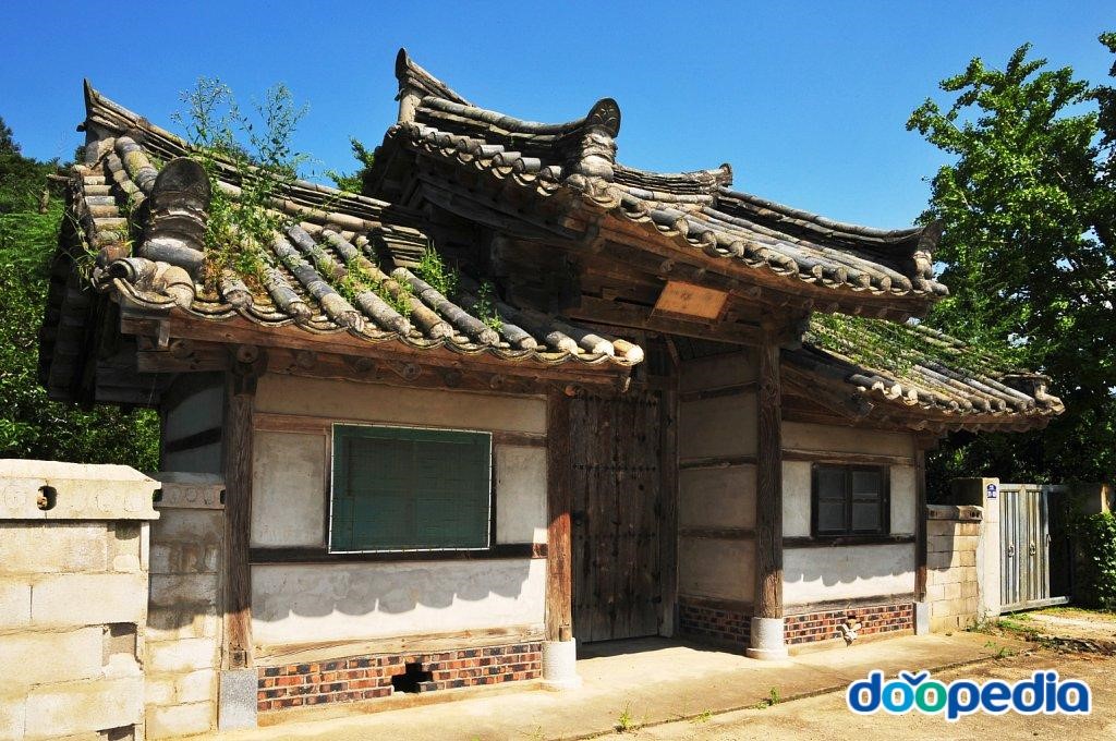장성 수성최씨 효열정려문