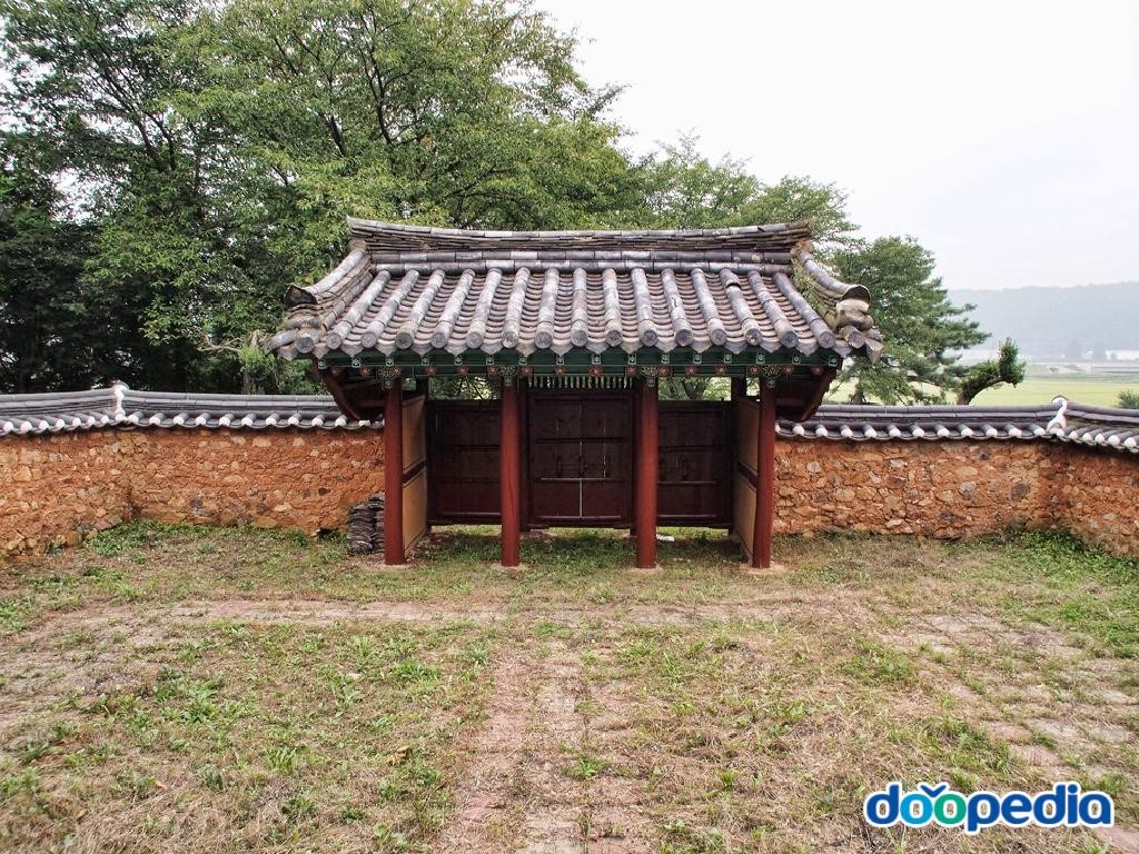 문선왕 영전