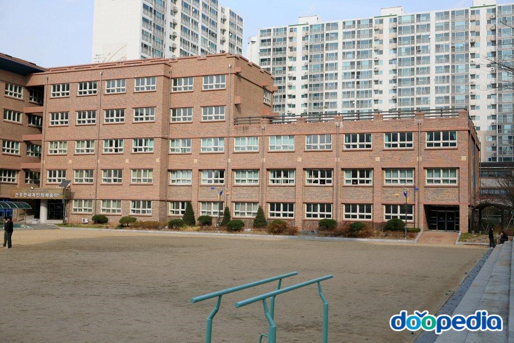 월곶중학교
