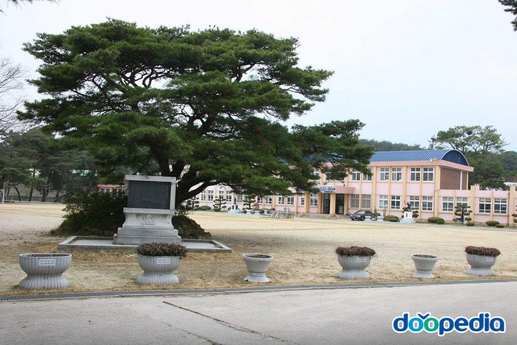 지당리 - 지당리 주생초등학교