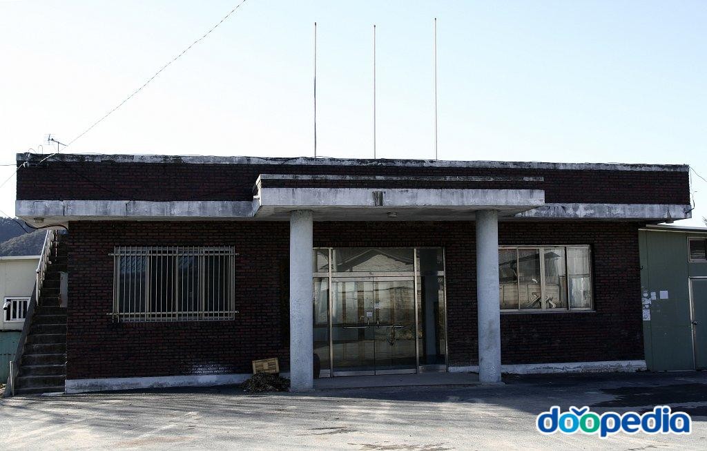 삼합리 - 삼합리 구판장