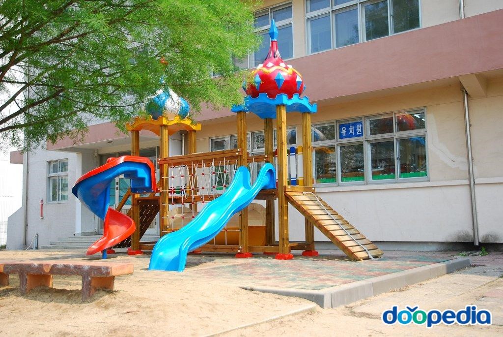 천안구성초등학교 - 천안구성초등학교 병설유치원 놀이터