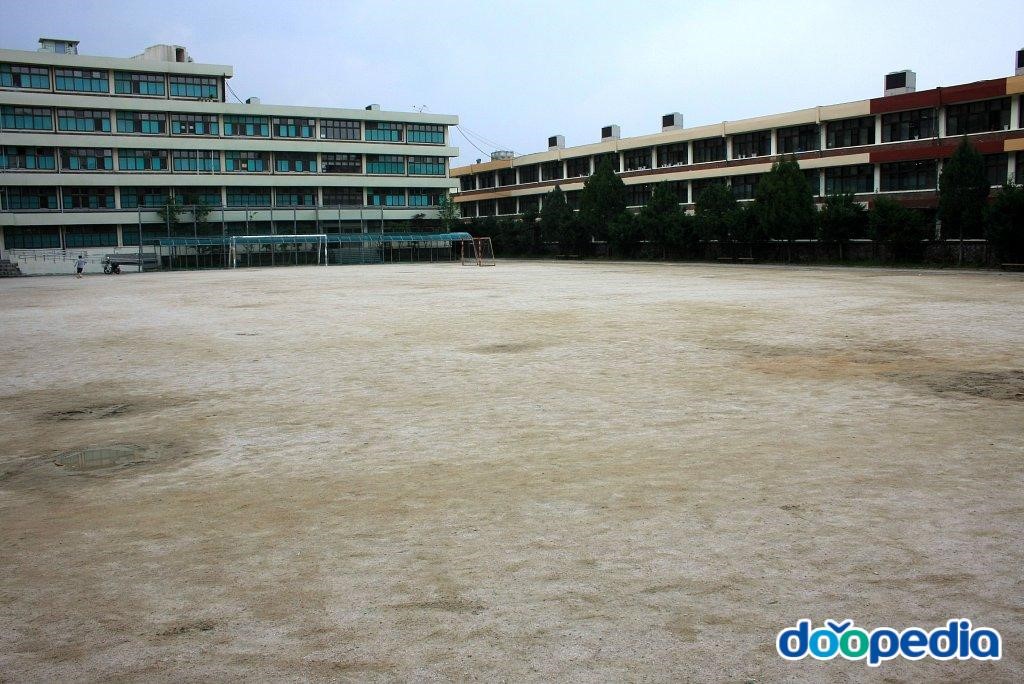 수유중학교