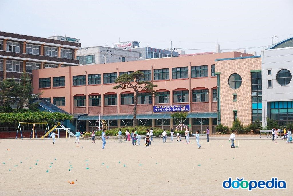 천안서초등학교
