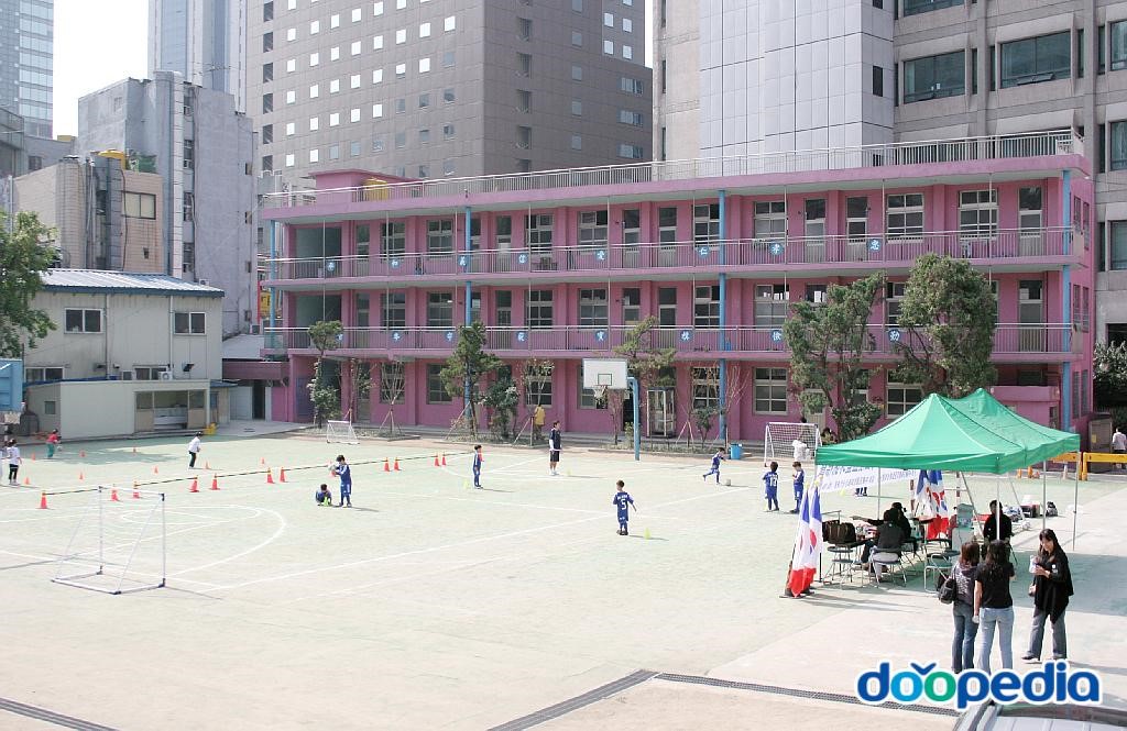 한성화교소학교