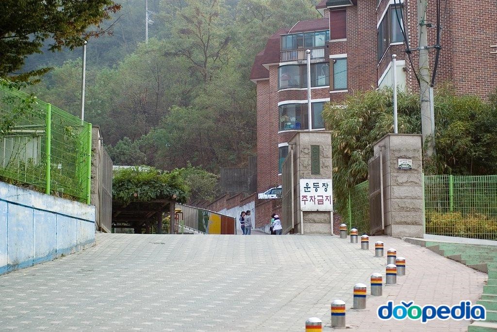서울신림초등학교 - 신림초등학교 정문