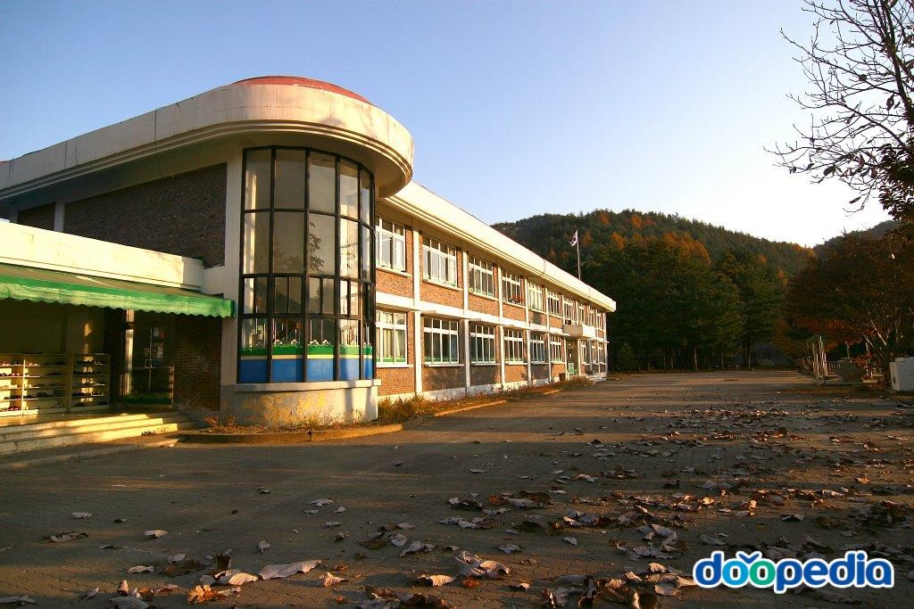 안흥초등학교 - 안흥초등학교 부속건물
