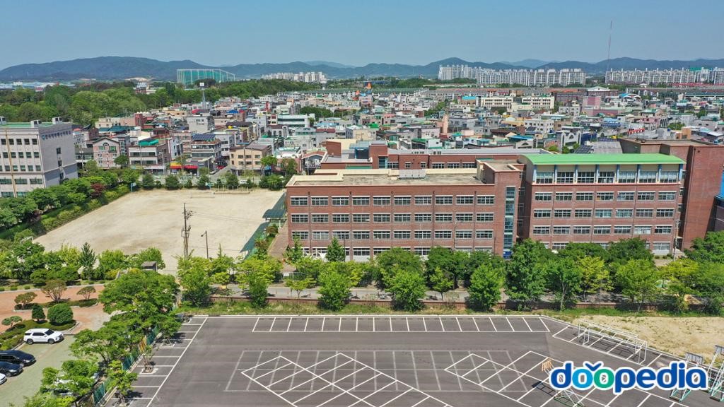 첨단중학교