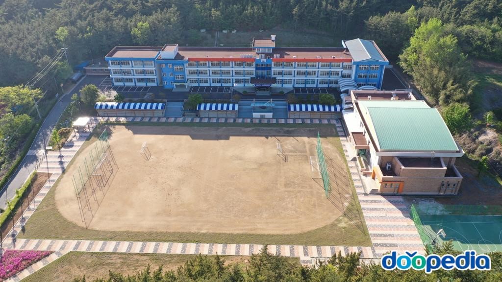 만리포고등학교