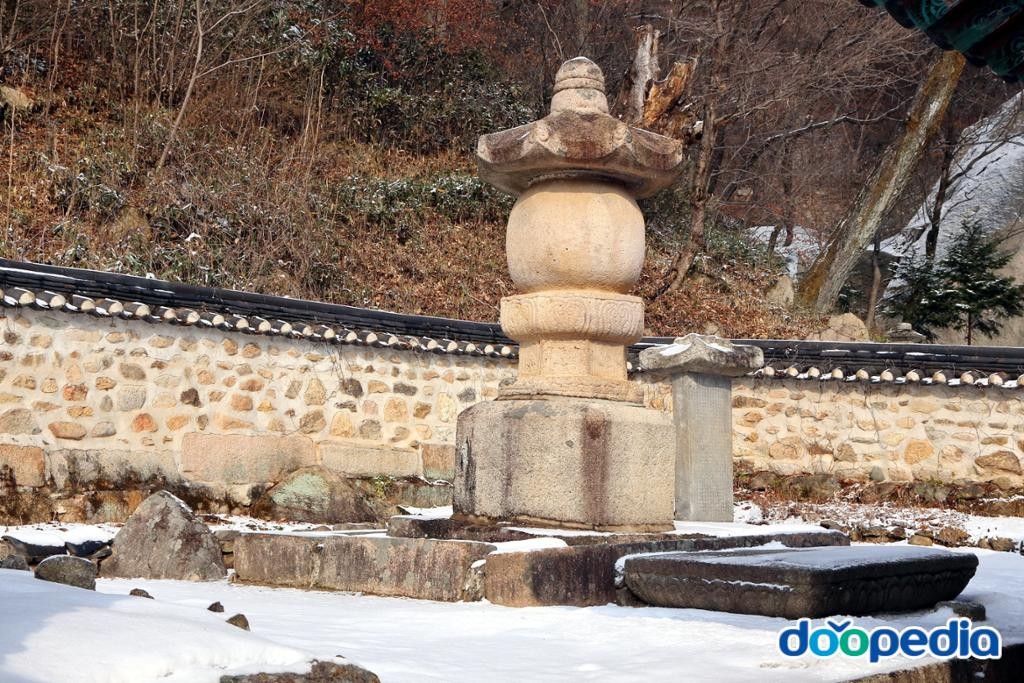 보은 법주사 세존사리탑