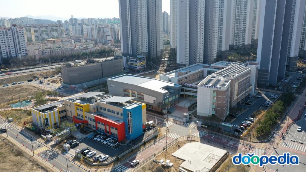 천안성성초등학교
