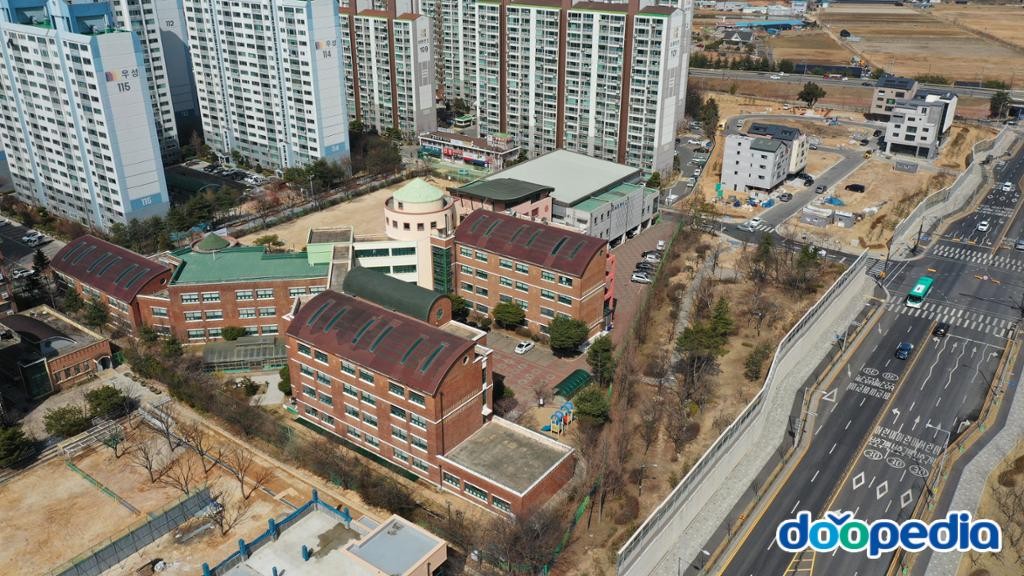 진말초등학교
