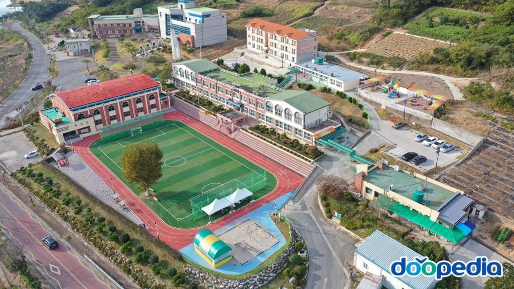 증도면 - 증도초등학교