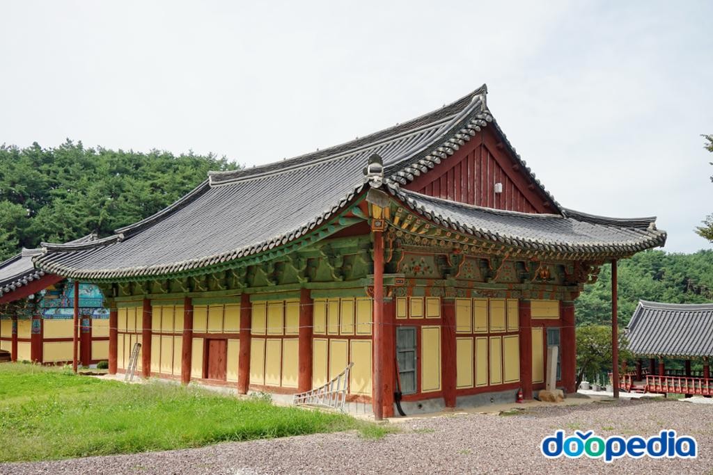 안동 봉황사 대웅전 - 봉황사 대웅전(현 황산사)
