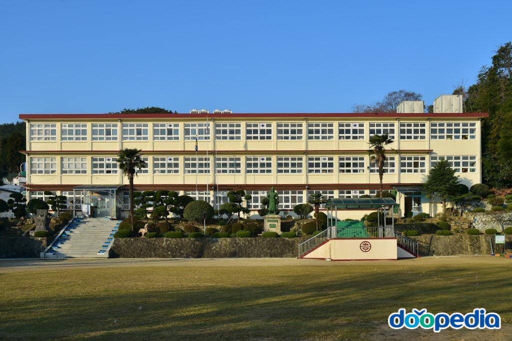 남포초등학교