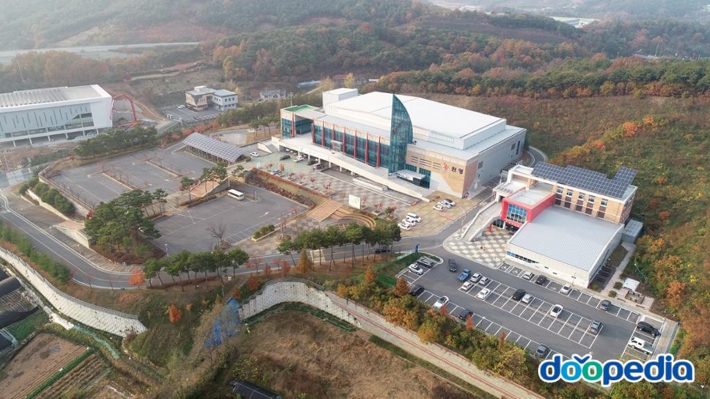 청양읍 - 청양군민체육관