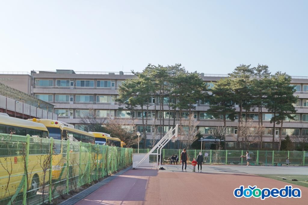 구산동 - 예일초등학교