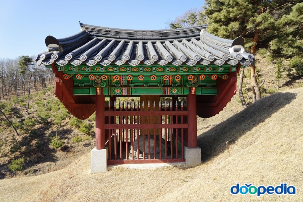 속달동 - 정광보 신도비