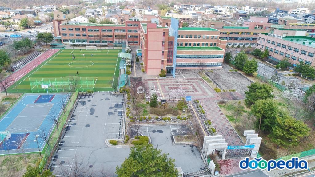 두일중학교