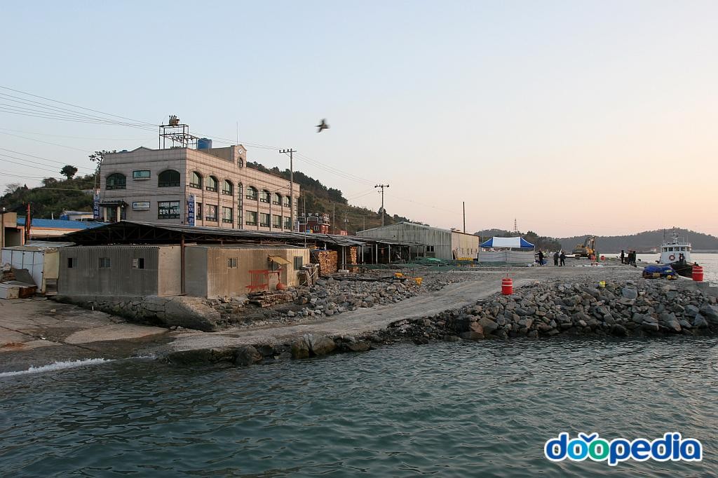 봉래면 - 나로도 수산시장