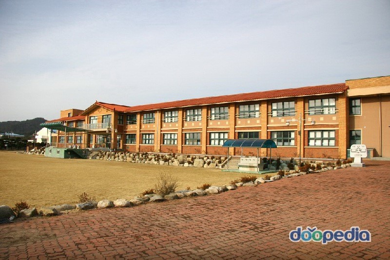 회현중학교
