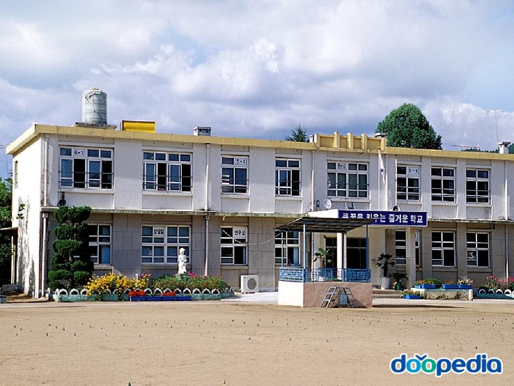 천천면 - 옛 월곡초등학교