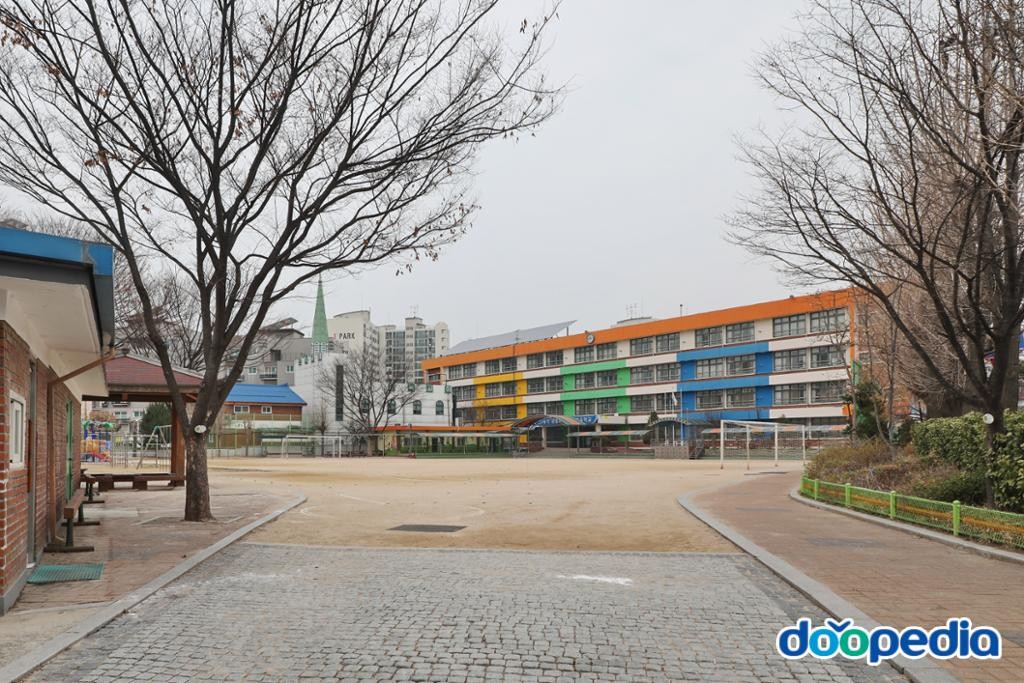 녹번동 - 녹번초등학교