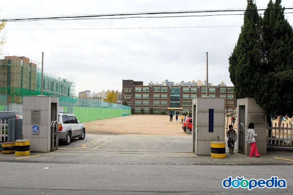 만수북초등학교 - 인천만수북초등학교 교문